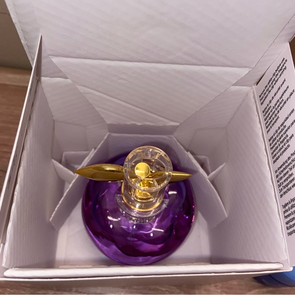 Nina Ricci Luna Blossom - Picture 3 of 7